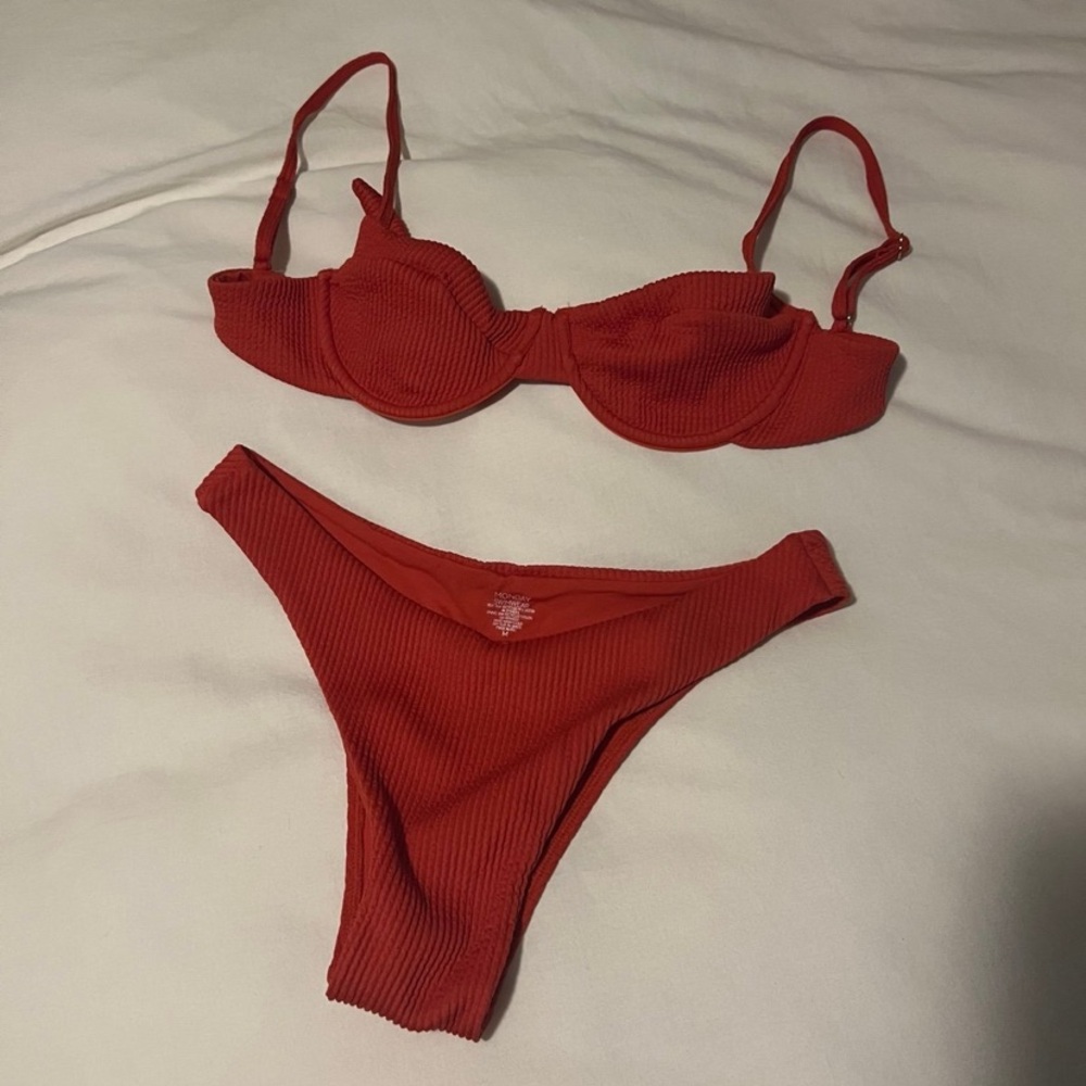Monday Swimwear Bikini Set